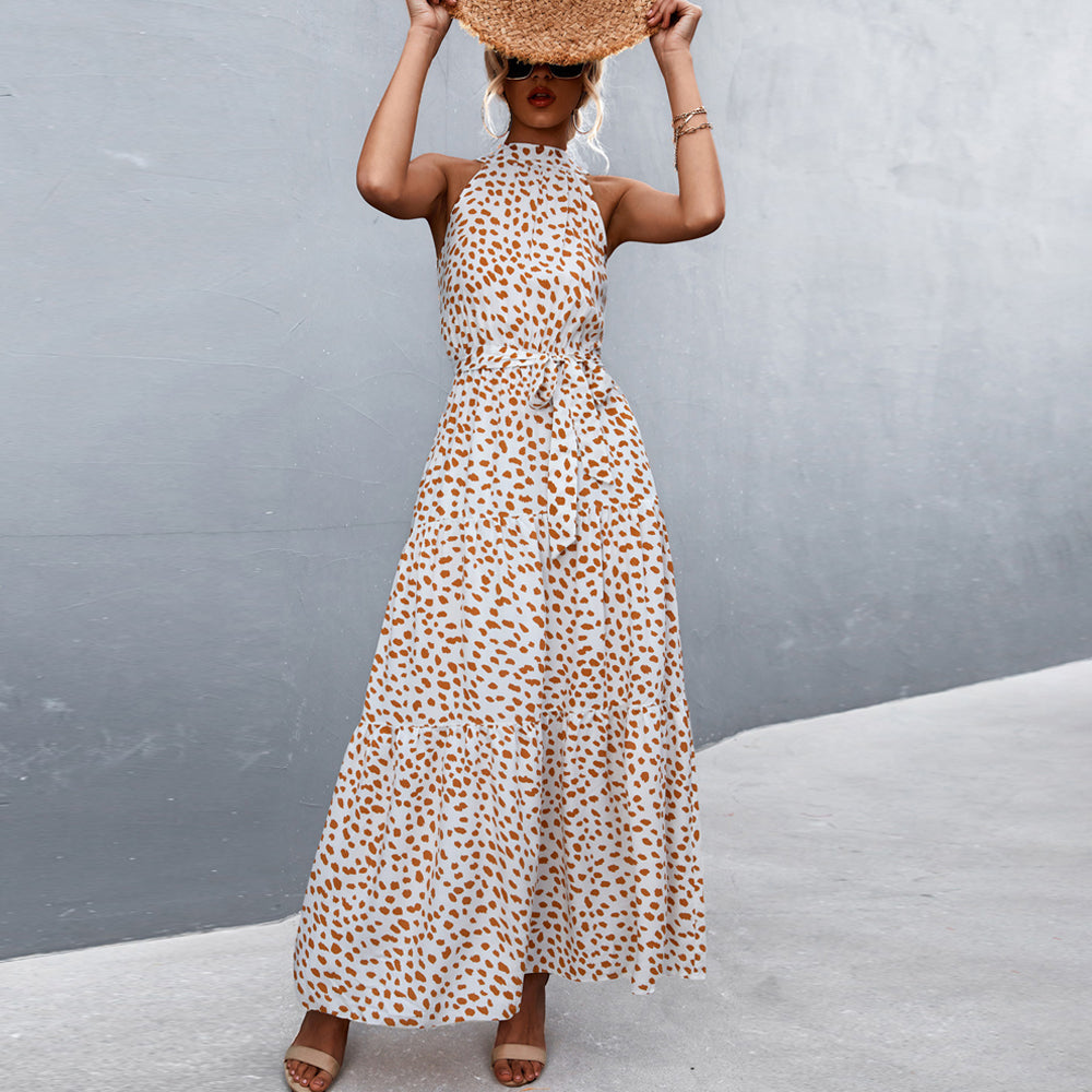 Karina - Stilig, ermeløs sommerkjole med leopardmønster