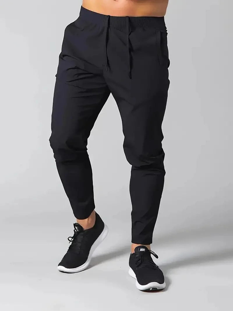 Nick - Elegant bukse med strikk og anti-krøll